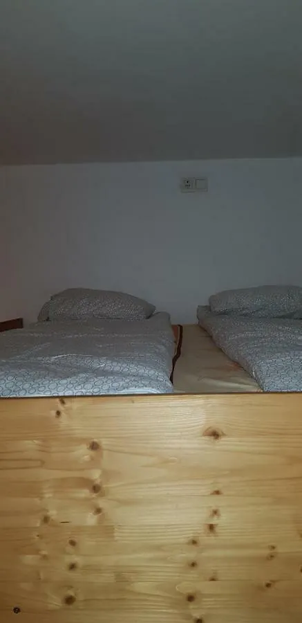 16 Adamsgasse Stige 2 Top 4 Appartement Wenen